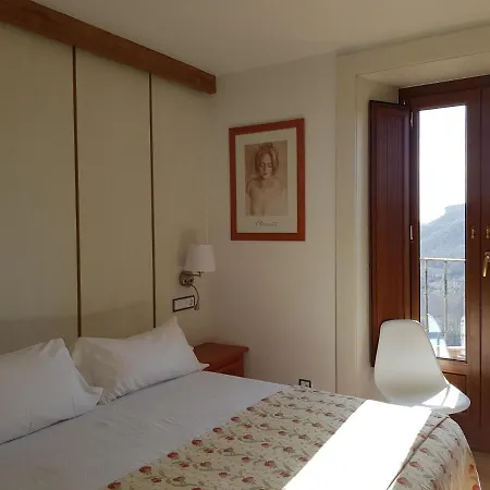 El Panadero 3* 세풀베다